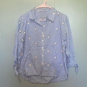 Marc New York Andrew Marc Navy and White Button Down Flower Embroidery Medium